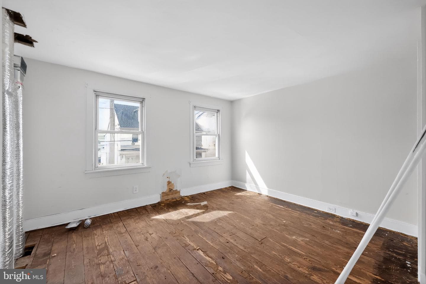 523 Swain Street photo 19