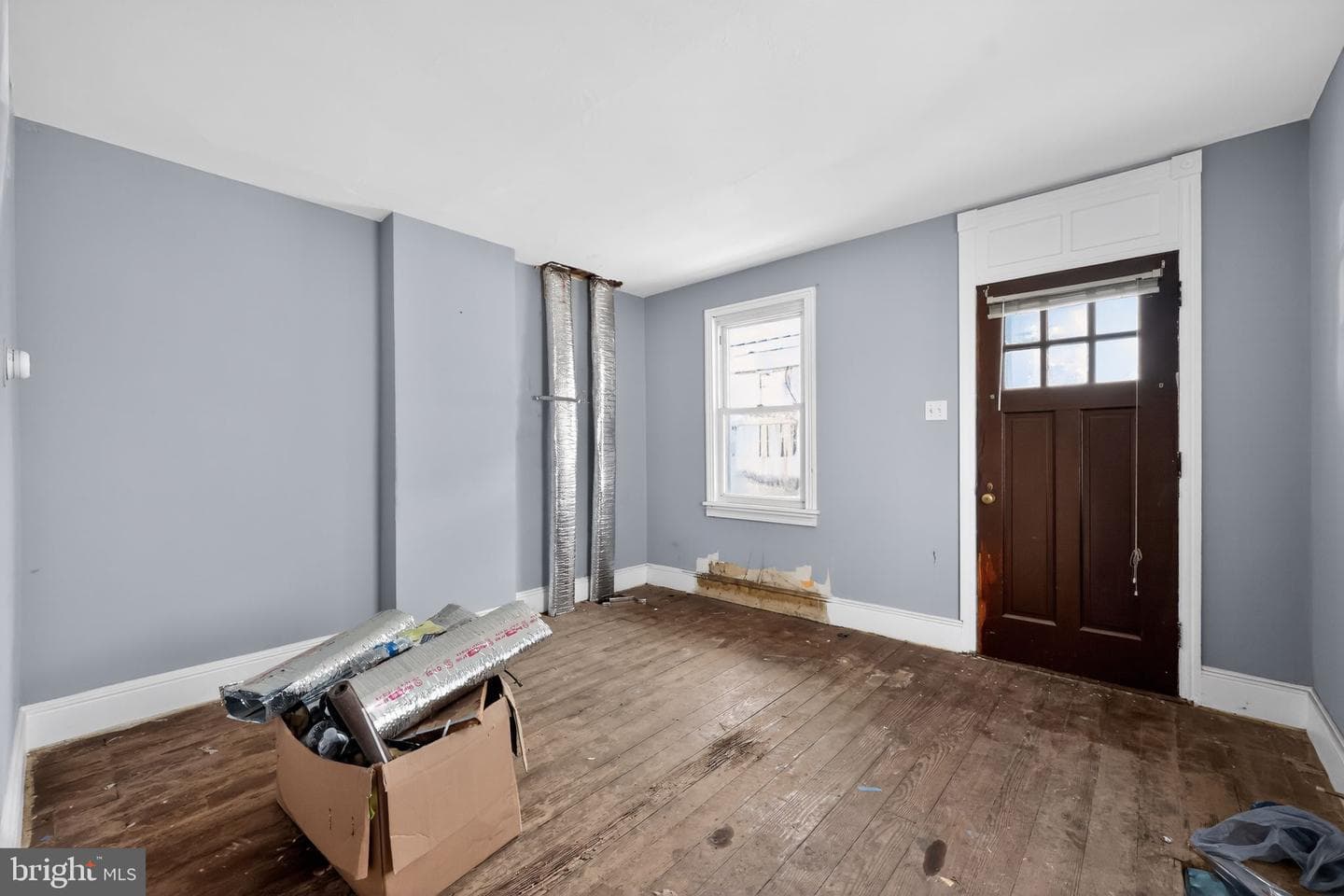523 Swain Street photo 6