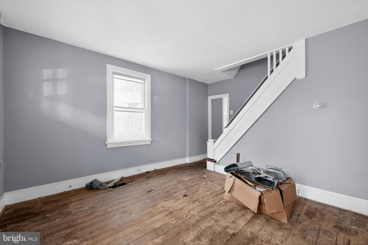 523 Swain Street photo 8