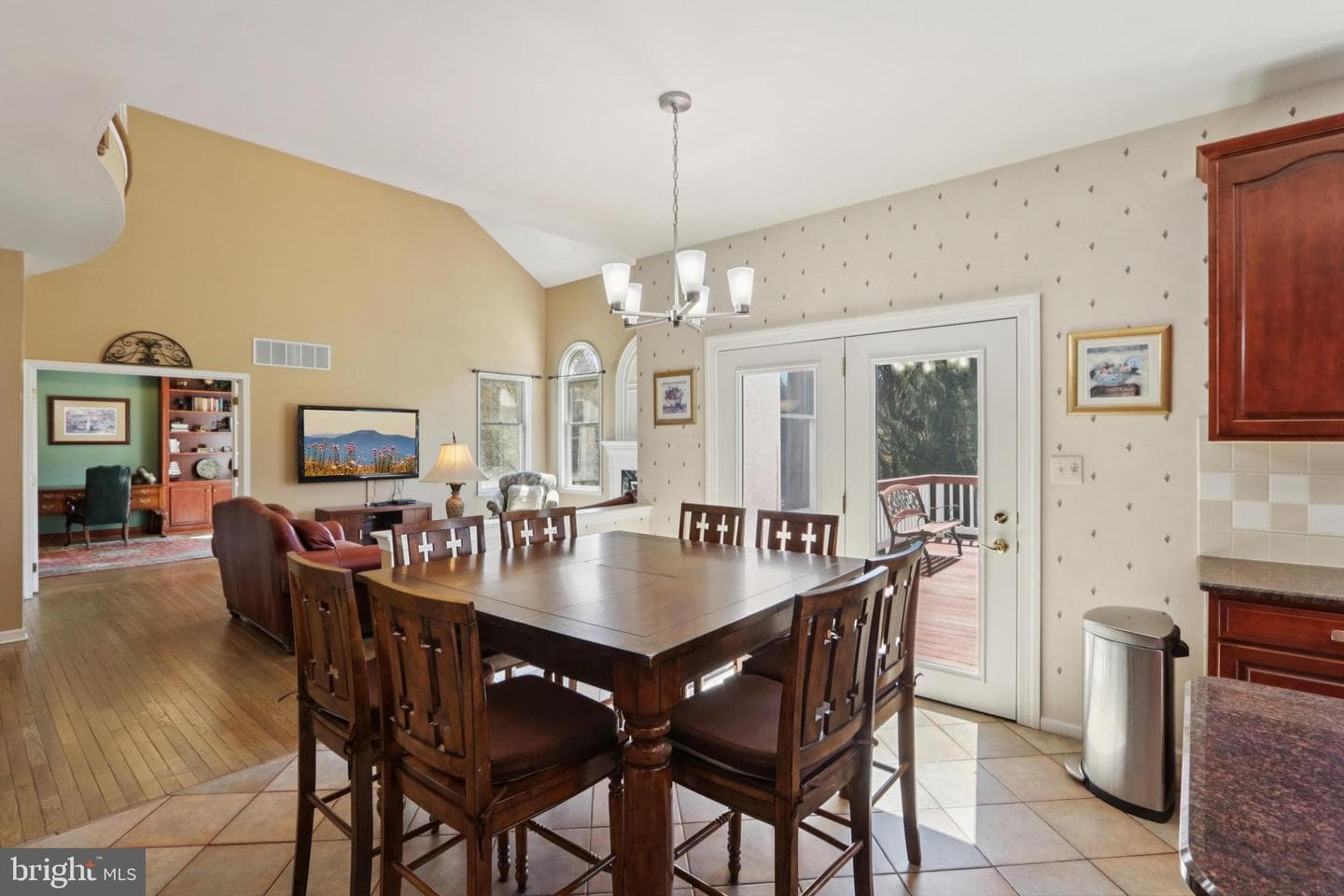 105 Nelson Drive photo 12