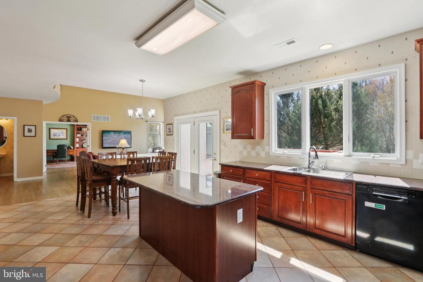 105 Nelson Drive photo 15