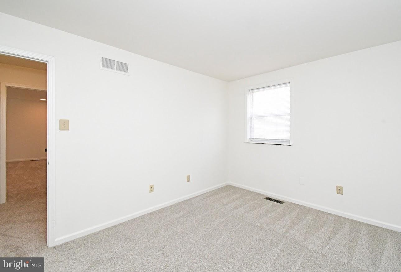 670 Amalie Lane photo 21