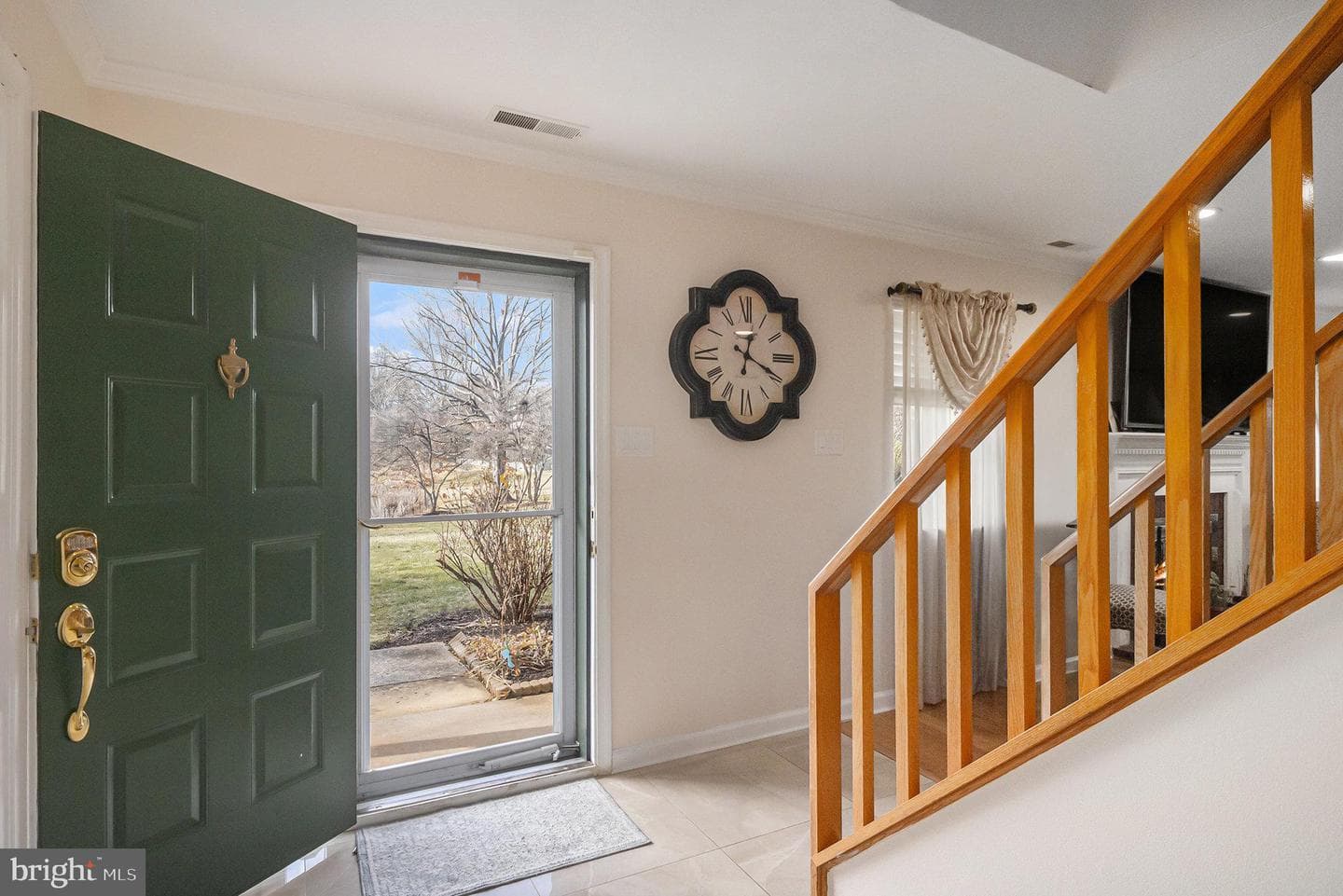 1620 Devon Court photo 4