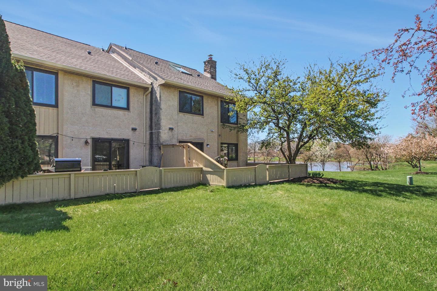 1620 Devon Court photo 49