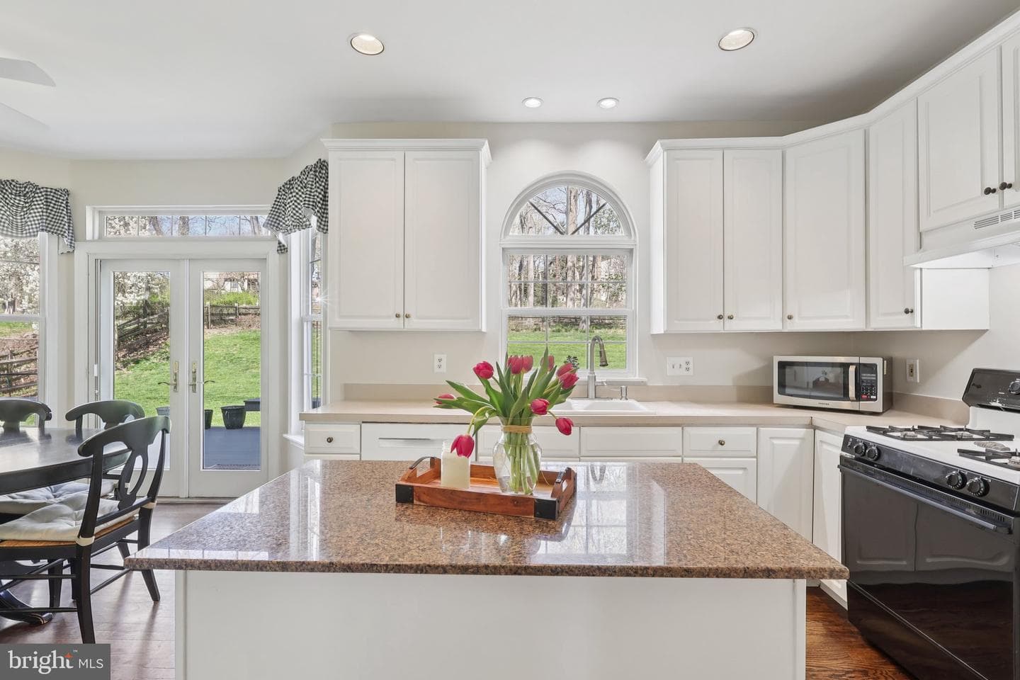 48 Steeplechase Drive photo 11