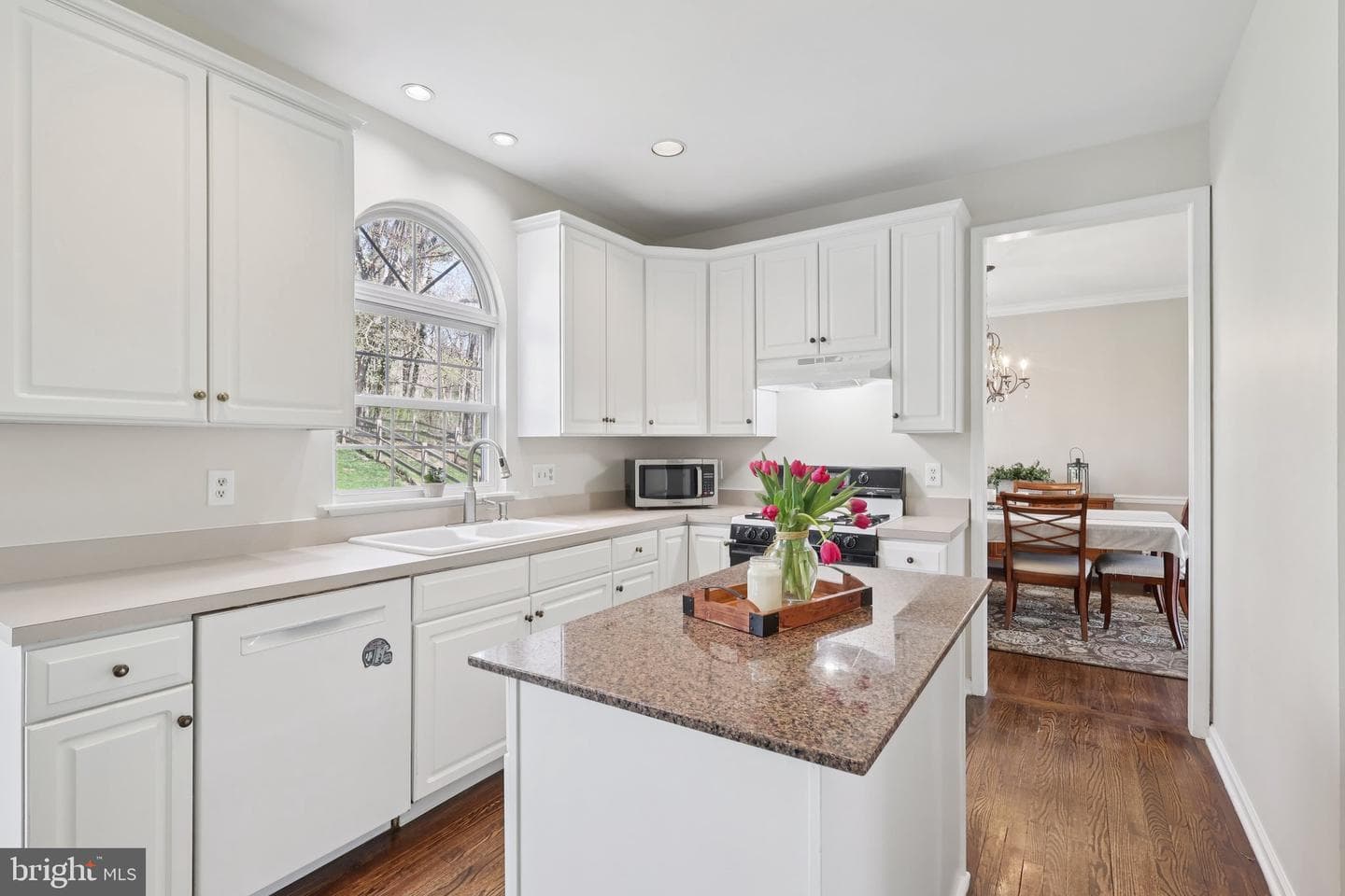 48 Steeplechase Drive photo 12