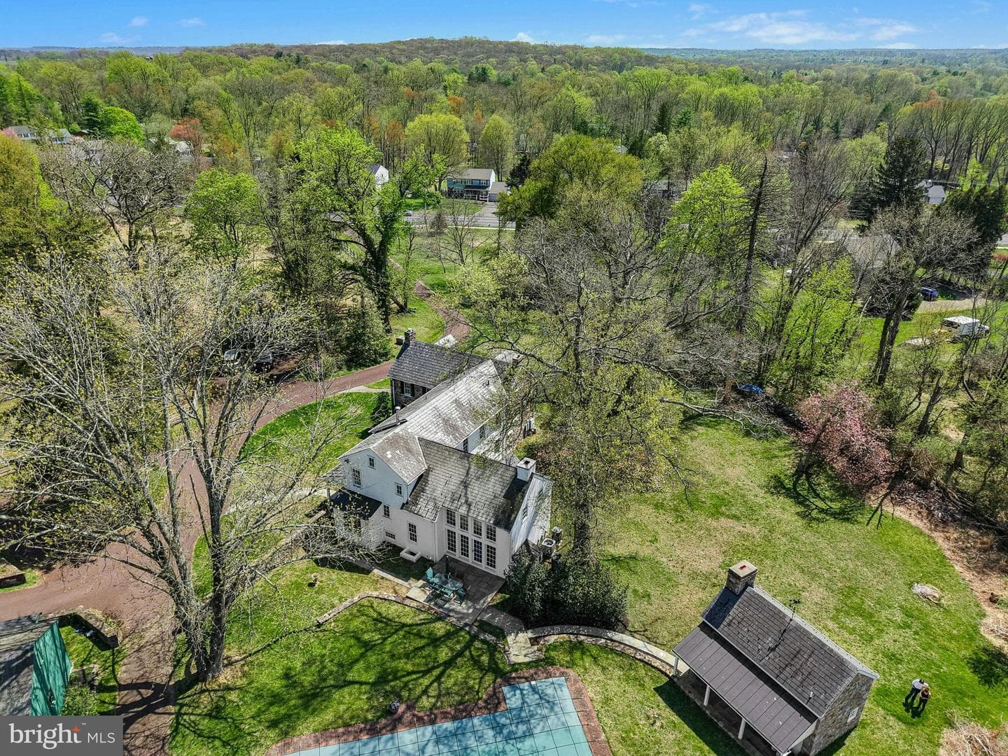 189 E Butler Avenue photo 66