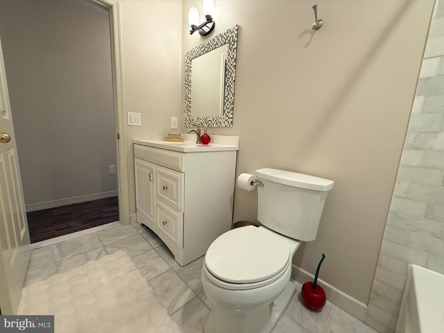 320 Wyndale Drive photo 33