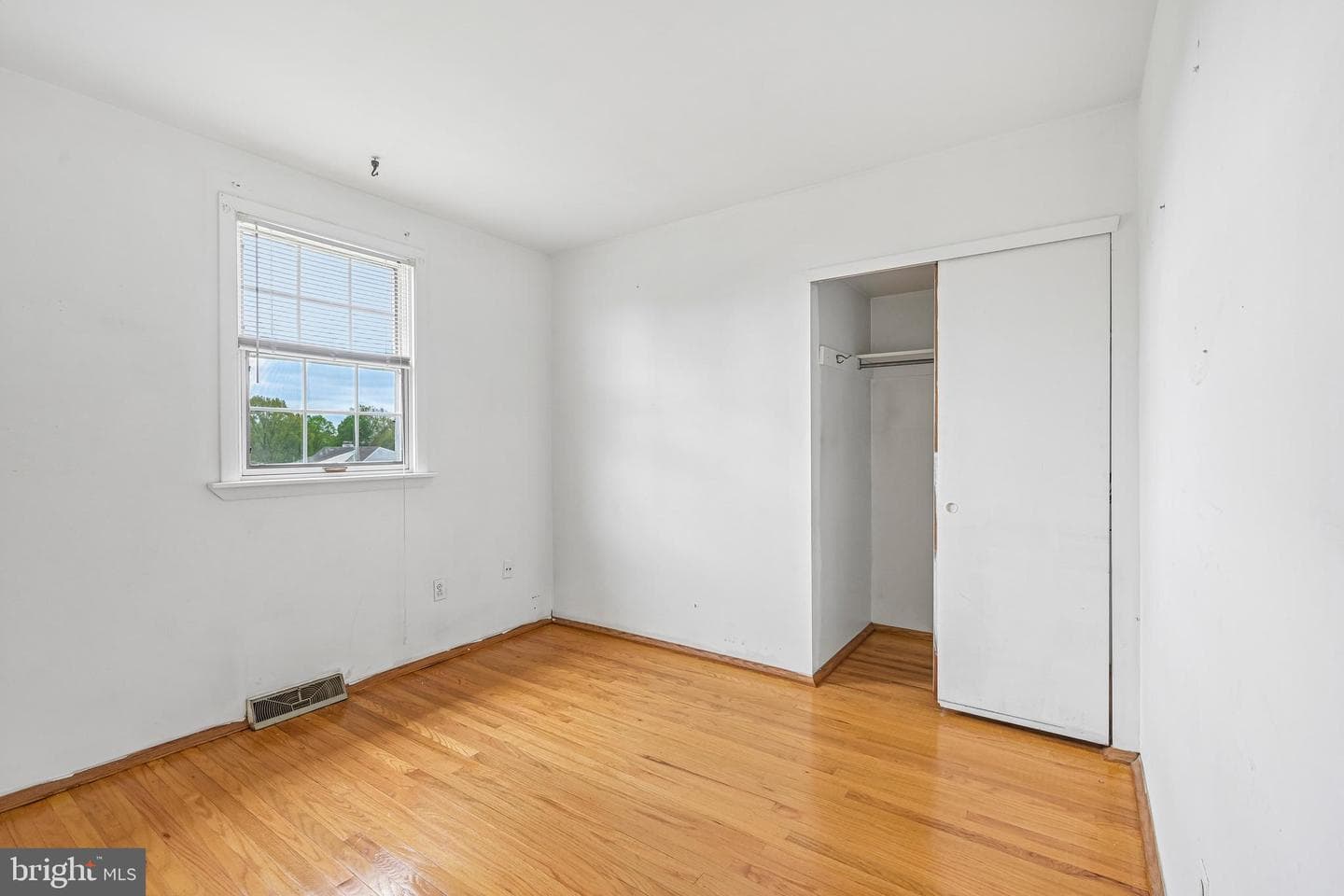 77 Wren Drive photo 27
