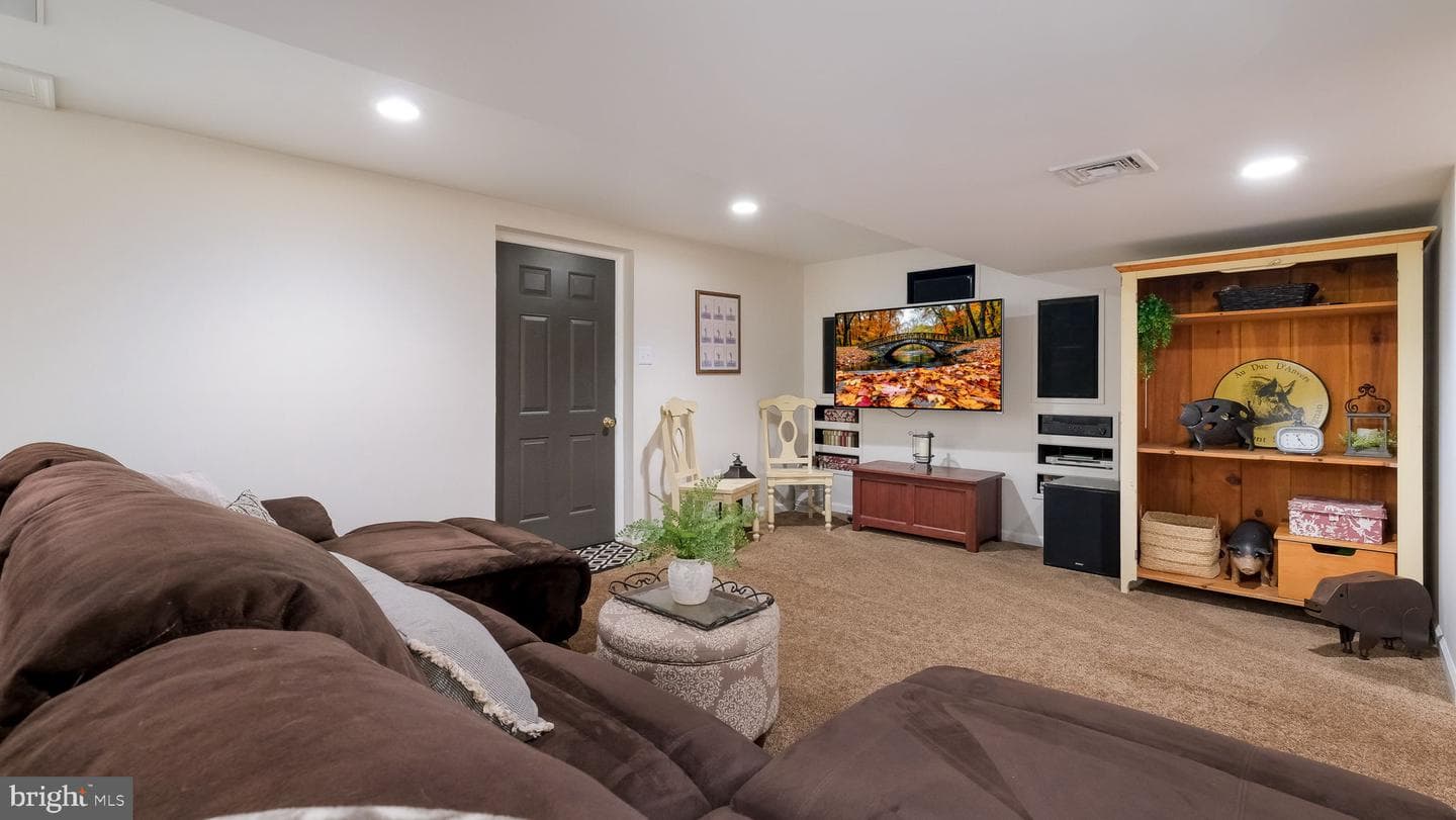 20 Endslow Lane photo 42