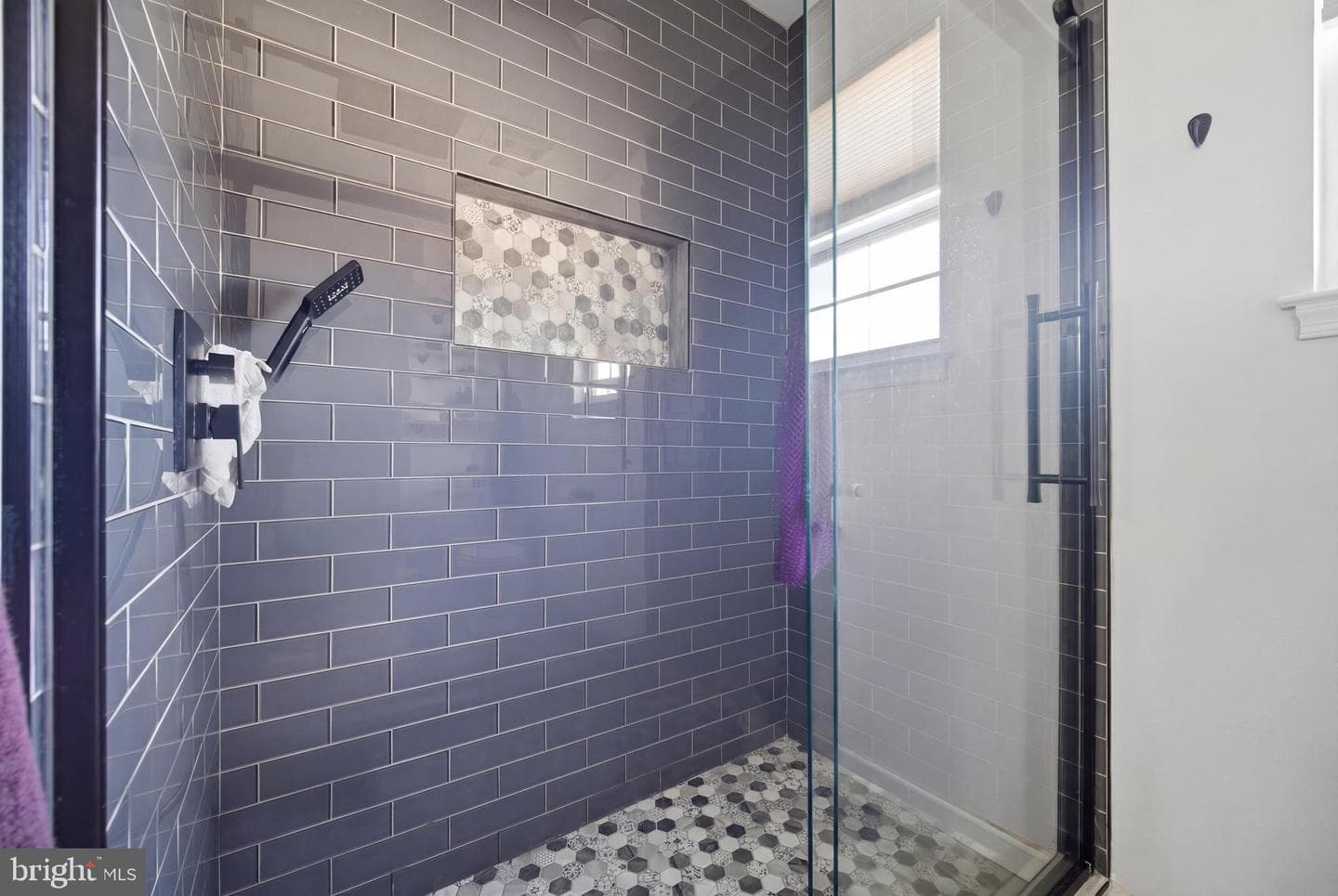 2233 Apple Way photo 14