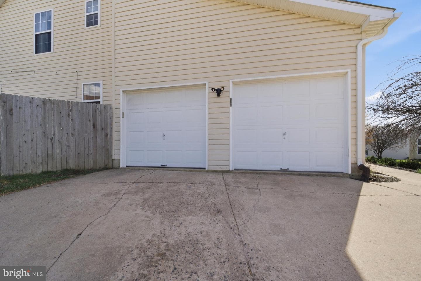 2233 Apple Way photo 7