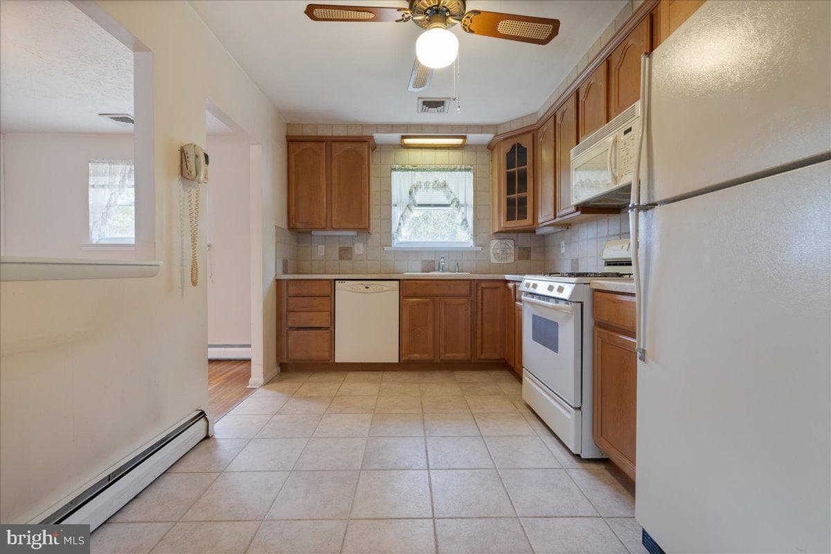 872 Mustang Road photo 10