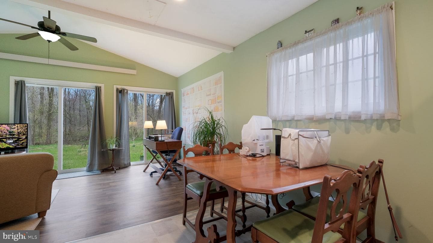224 Beech Street photo 11