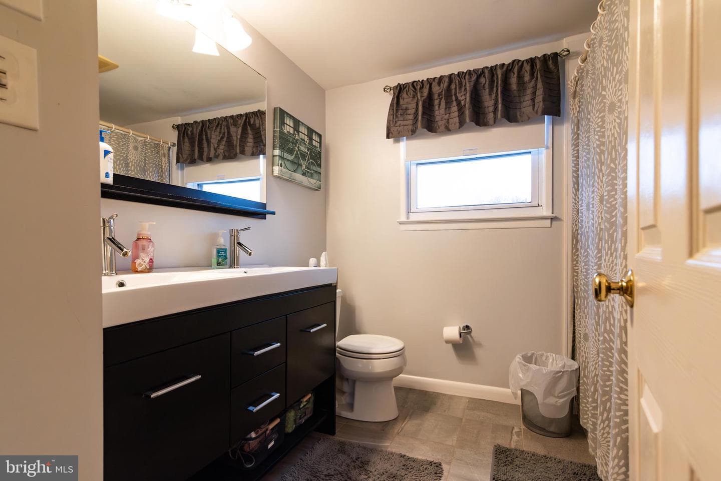 253 Kent Road photo 31