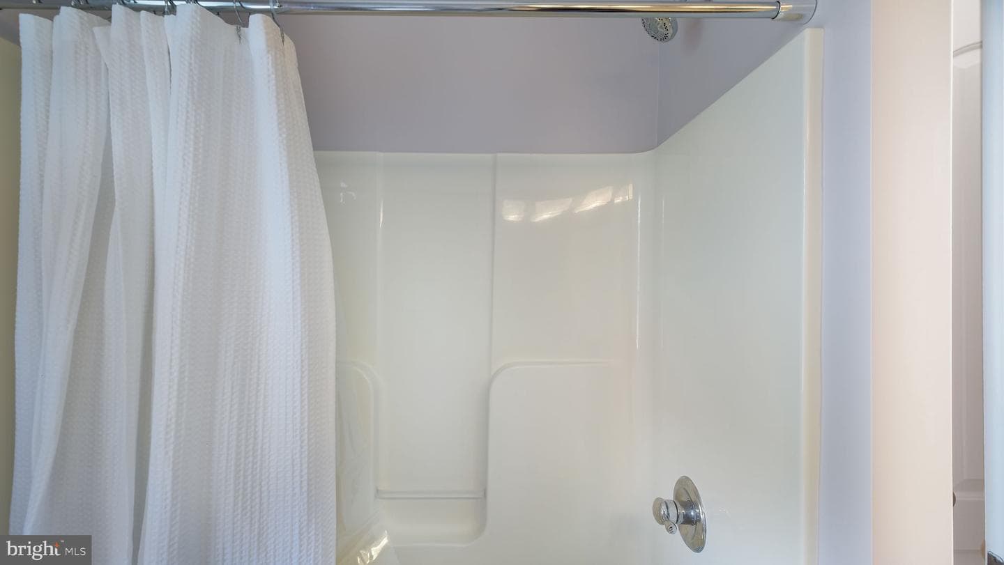 19 Beechwood Boulevard photo 33