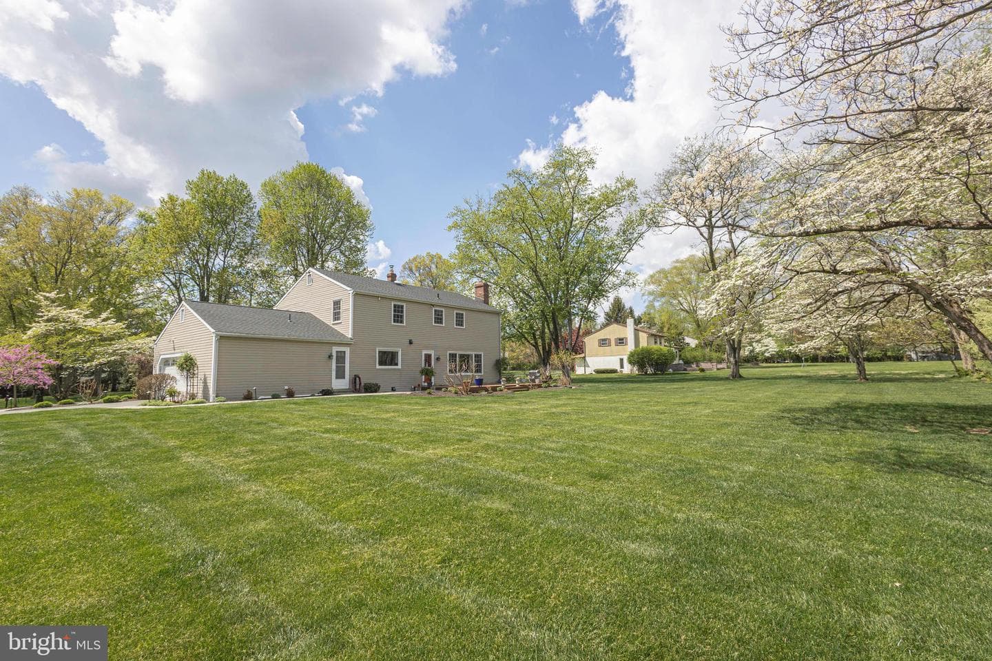 106 Spencer Road photo 37