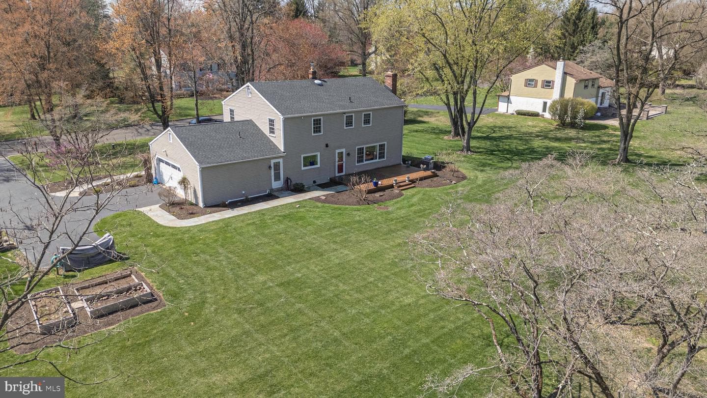 106 Spencer Road photo 41