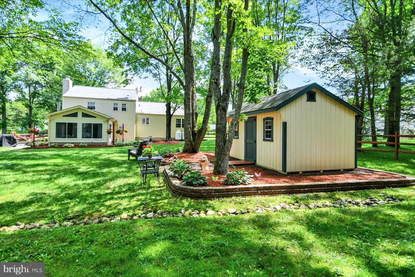 106 Gertrude Drive photo 22