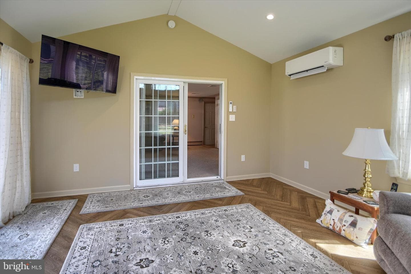 106 Gertrude Drive photo 41