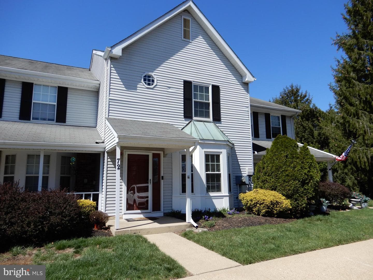 72 Greenridge Circle photo 2