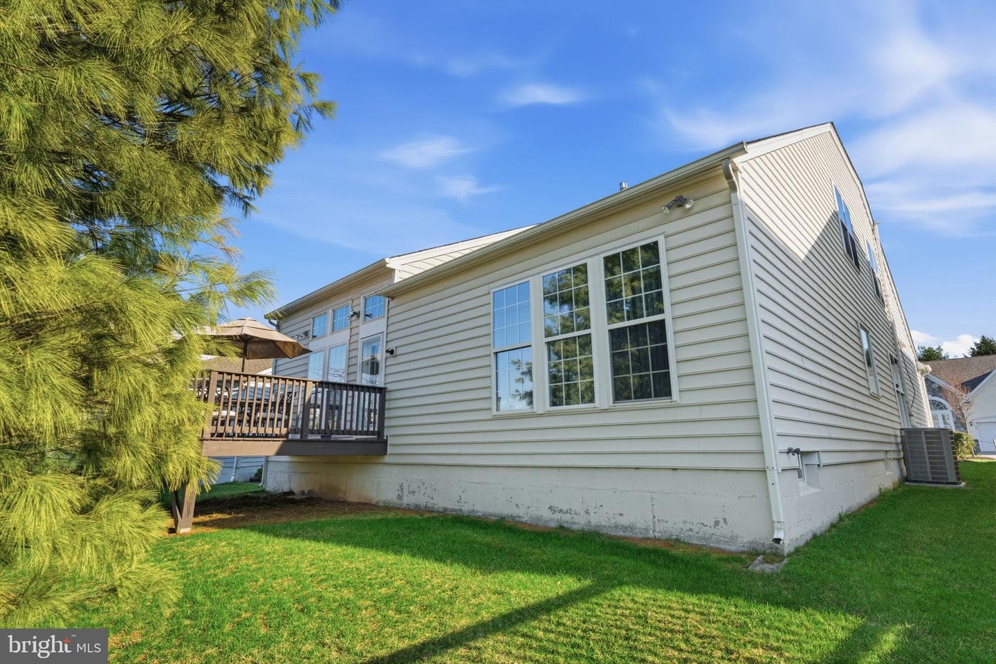 99 Dillon Way photo 40