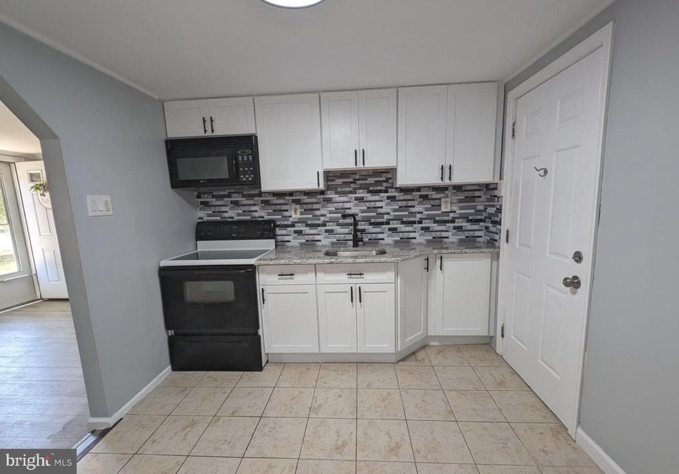 3818 Hollywood Avenue photo 4
