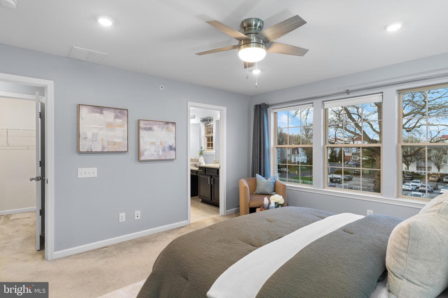 494 Rowan Street photo 23