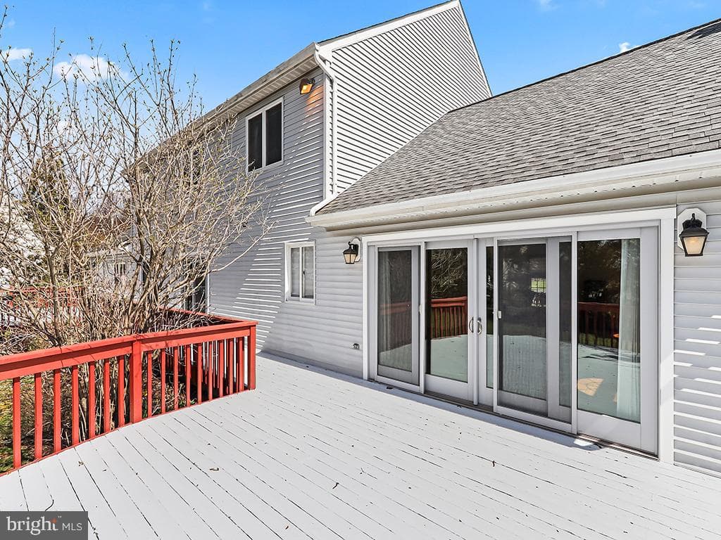 375 Sentinel Avenue photo 80