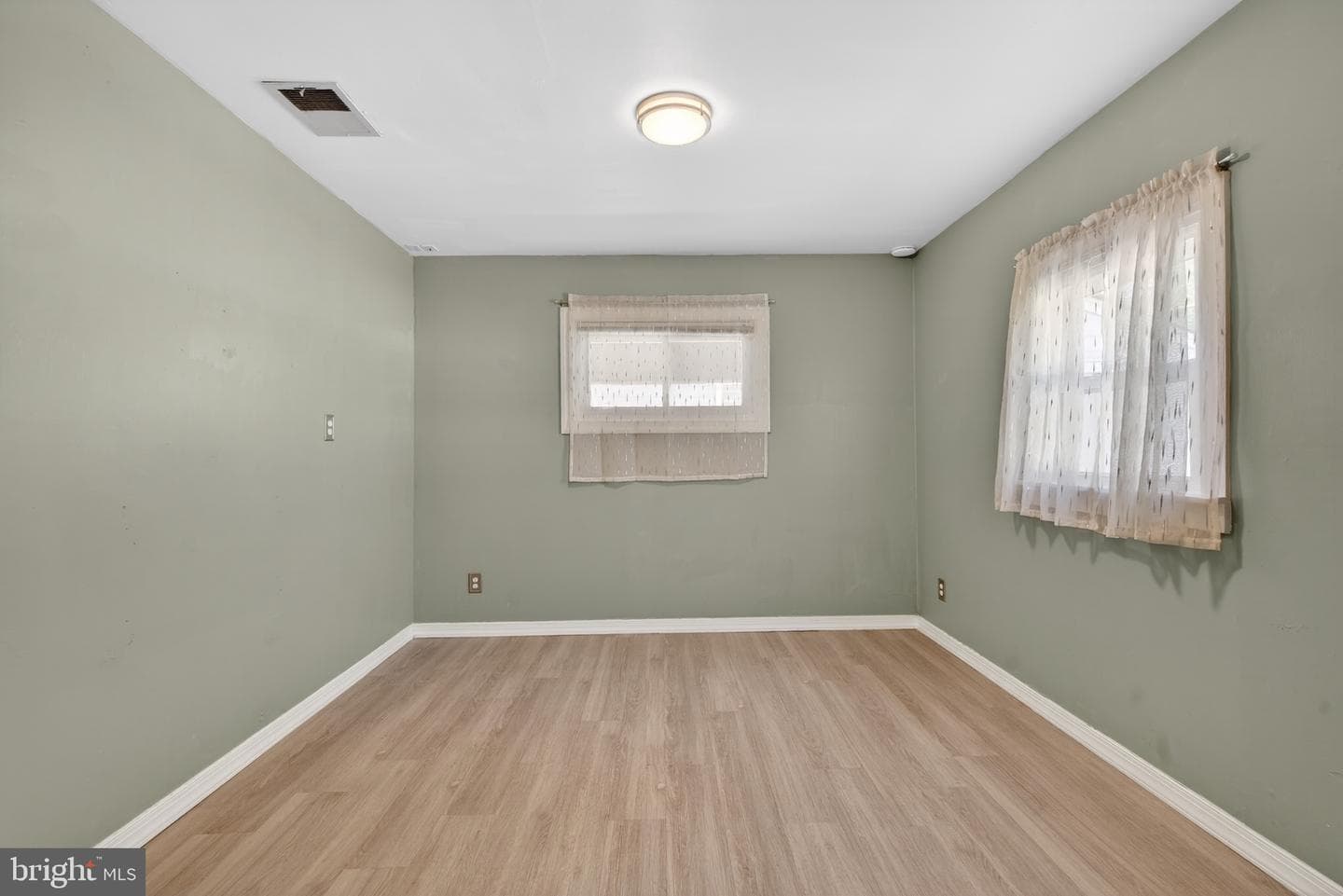325 Austin Drive photo 19