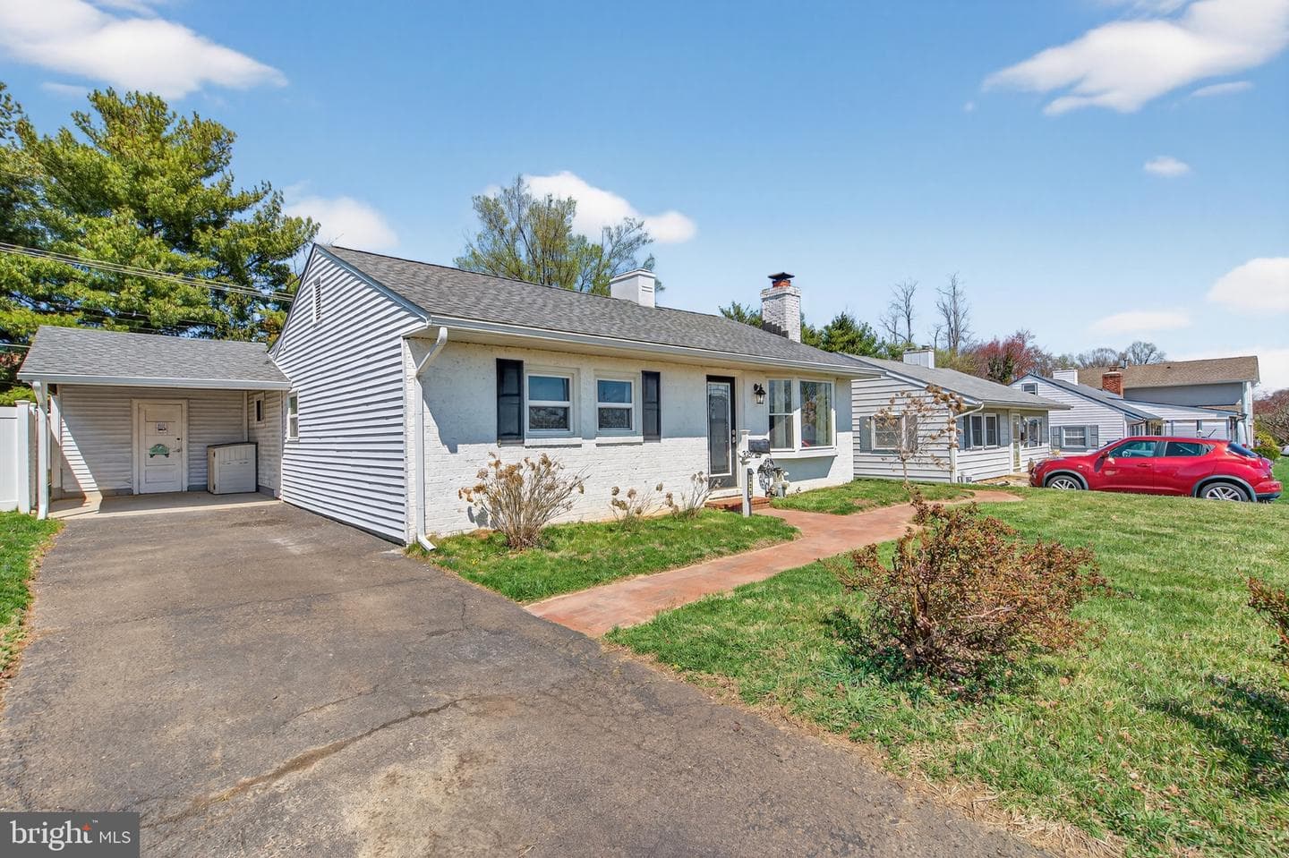 325 Austin Drive photo 3