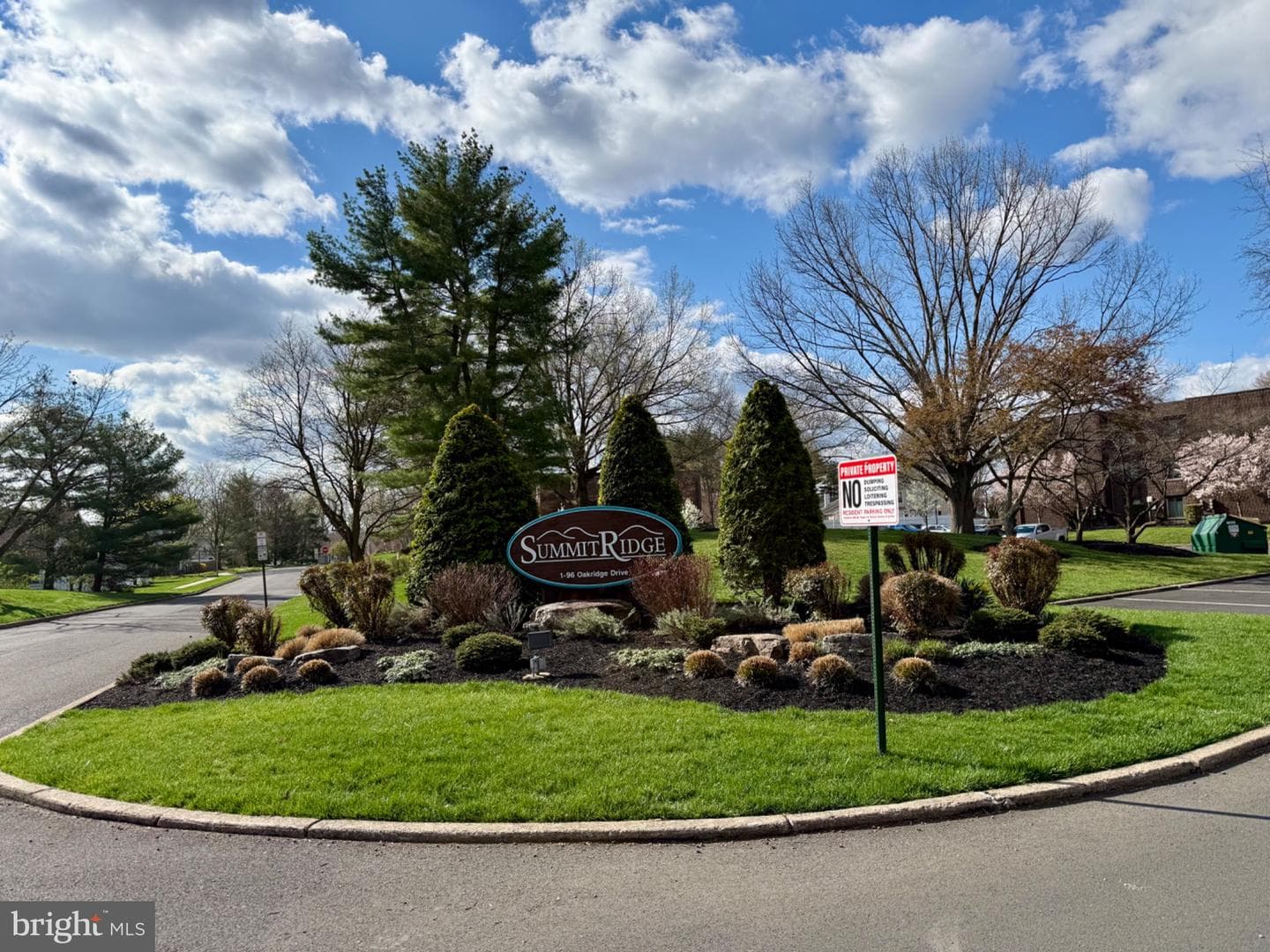 15 Oakridge Drive photo 19