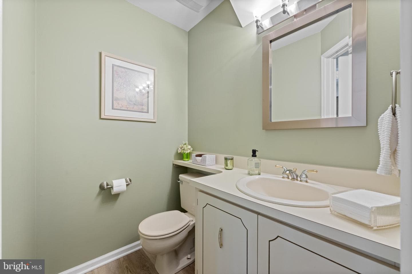 54 Laurel Circle photo 16