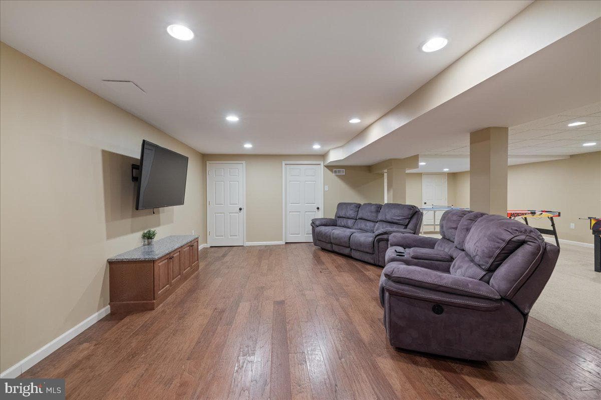 73 Brookside Drive photo 35