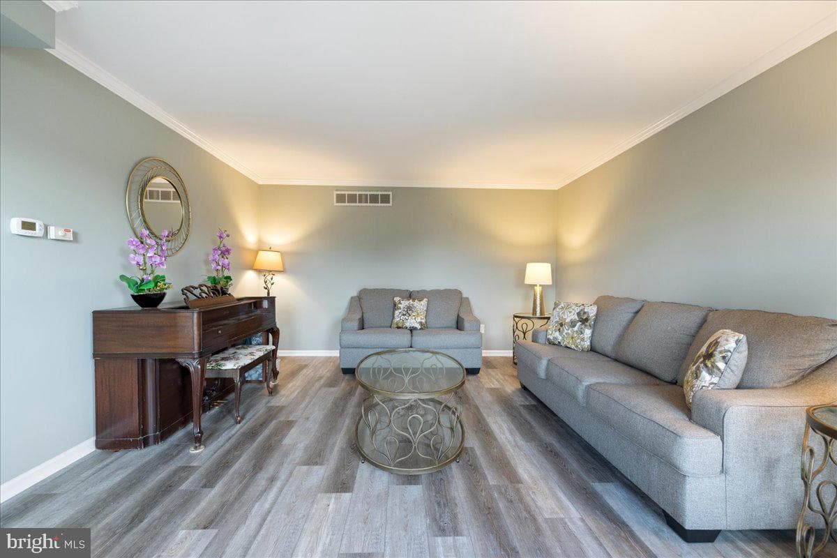73 Brookside Drive photo 8