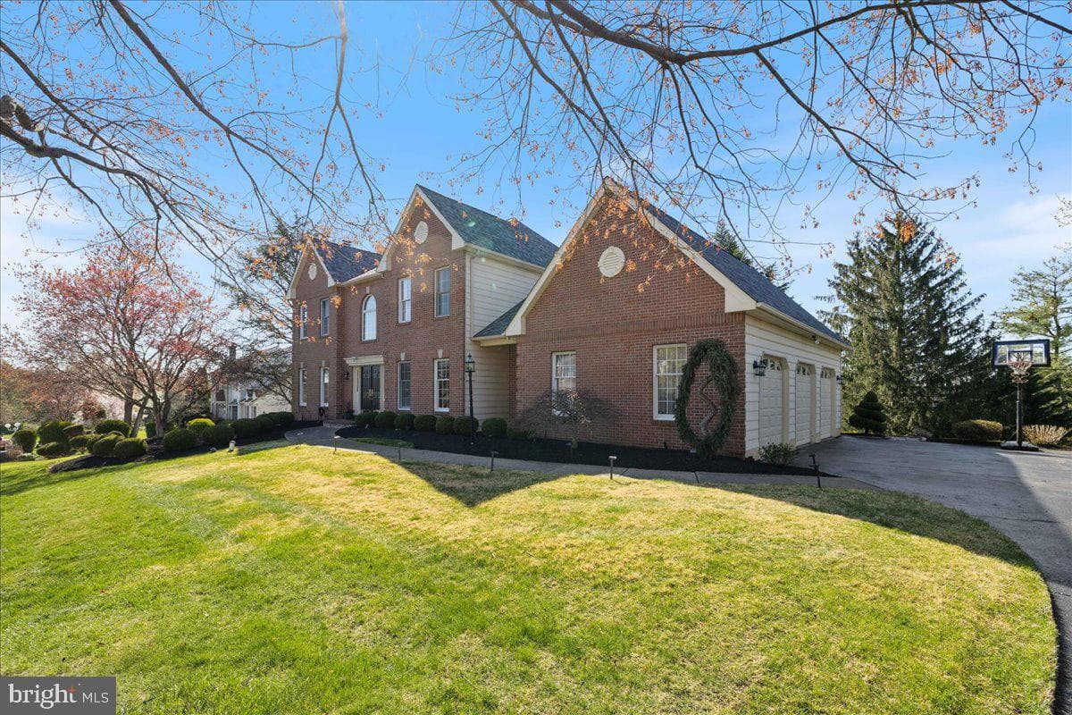 1488 Heather Ridge Drive photo 4