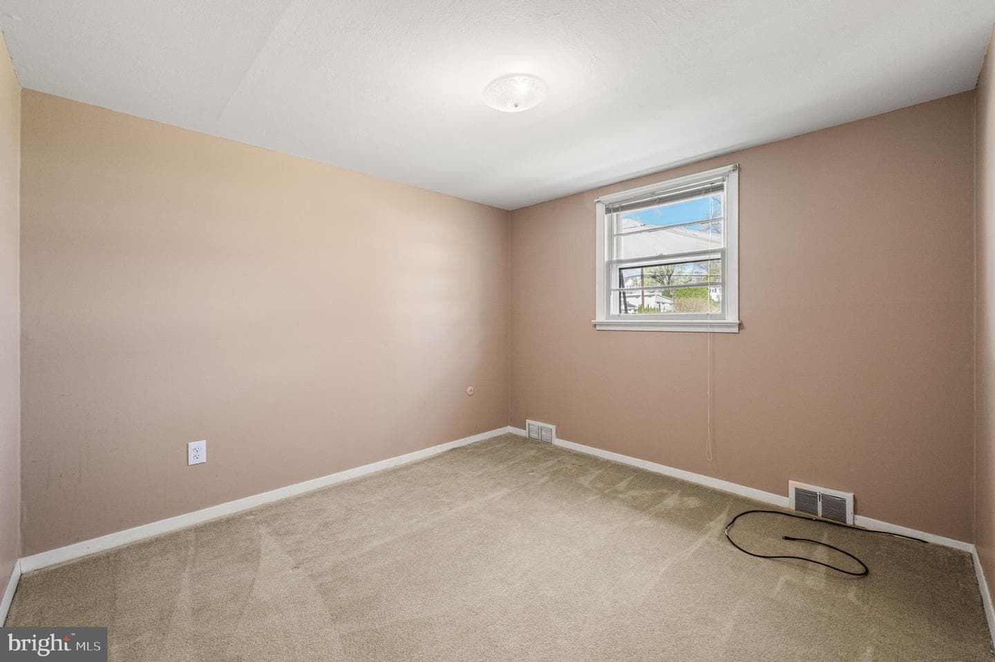 4938 Sunrise Avenue photo 17