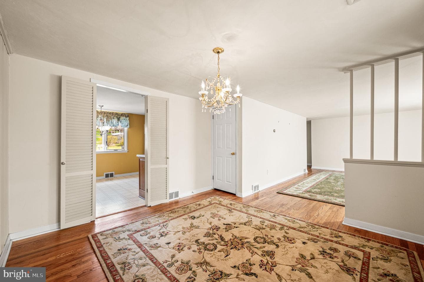 4938 Sunrise Avenue photo 7