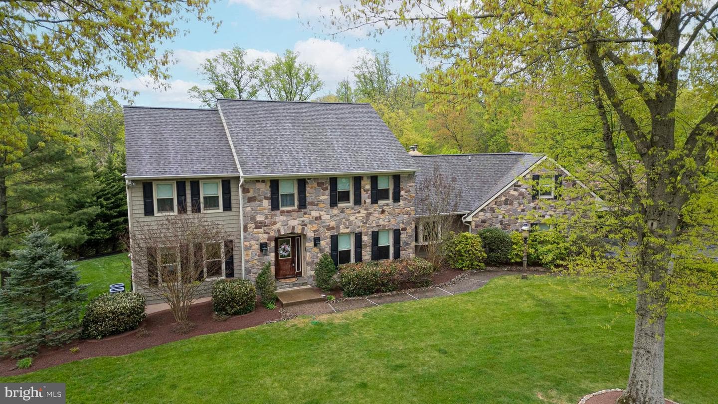 167 Matthew Circle photo 4