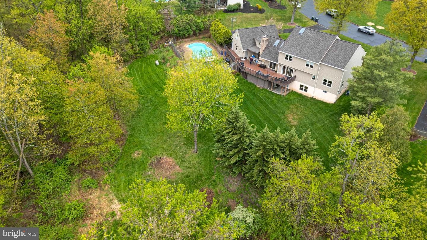 167 Matthew Circle photo 65