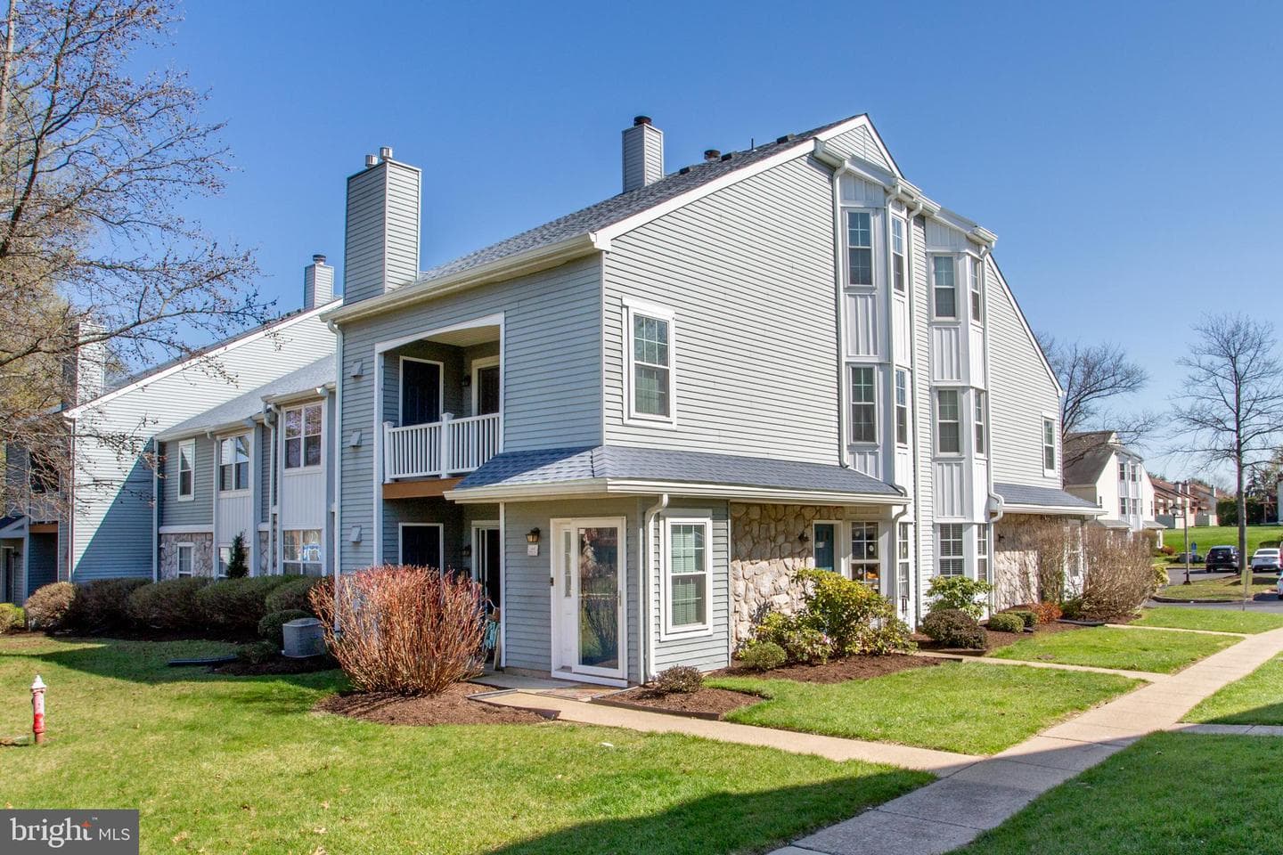 5017 Hopkins Court, Southampton