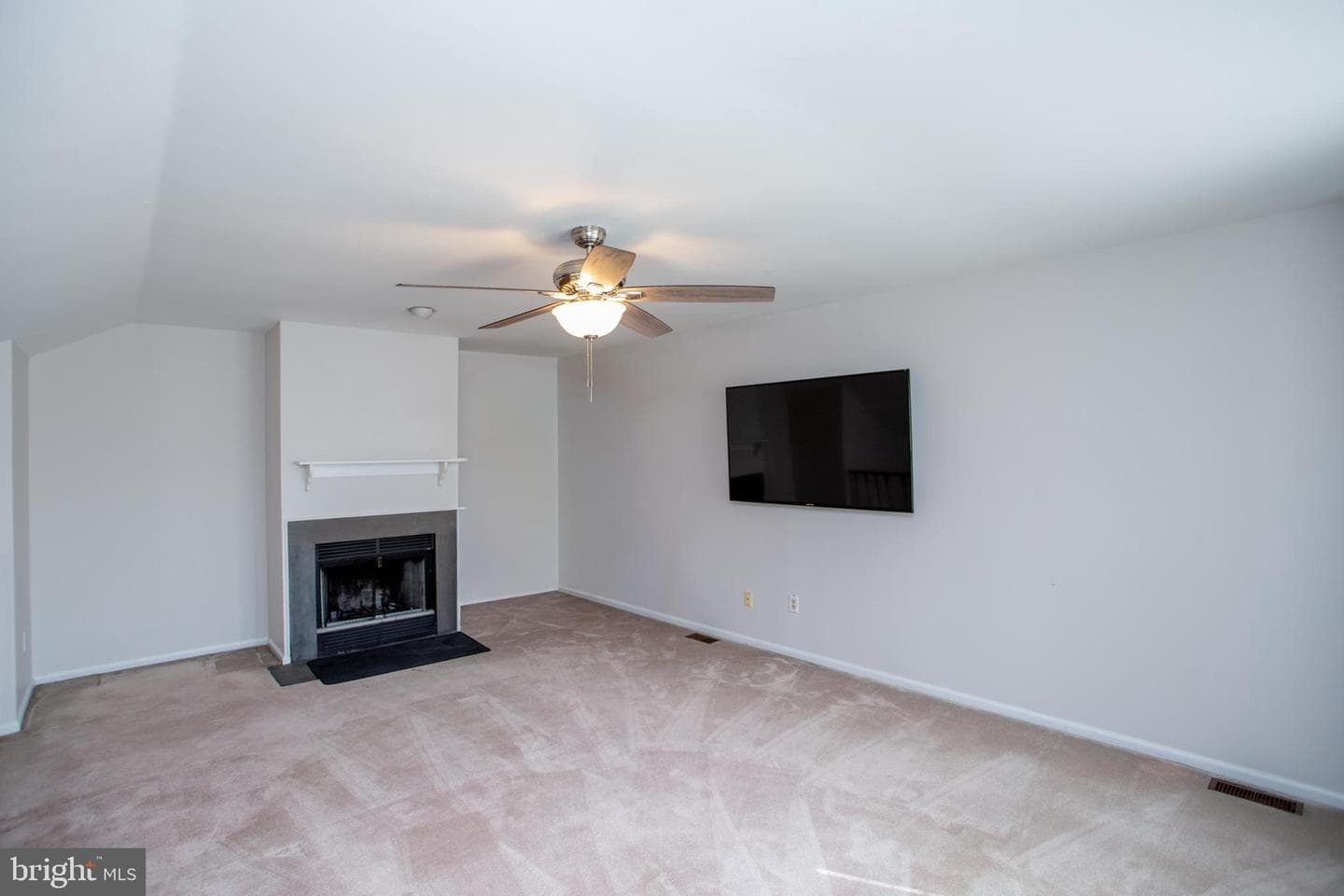 5017 Hopkins Court photo 16