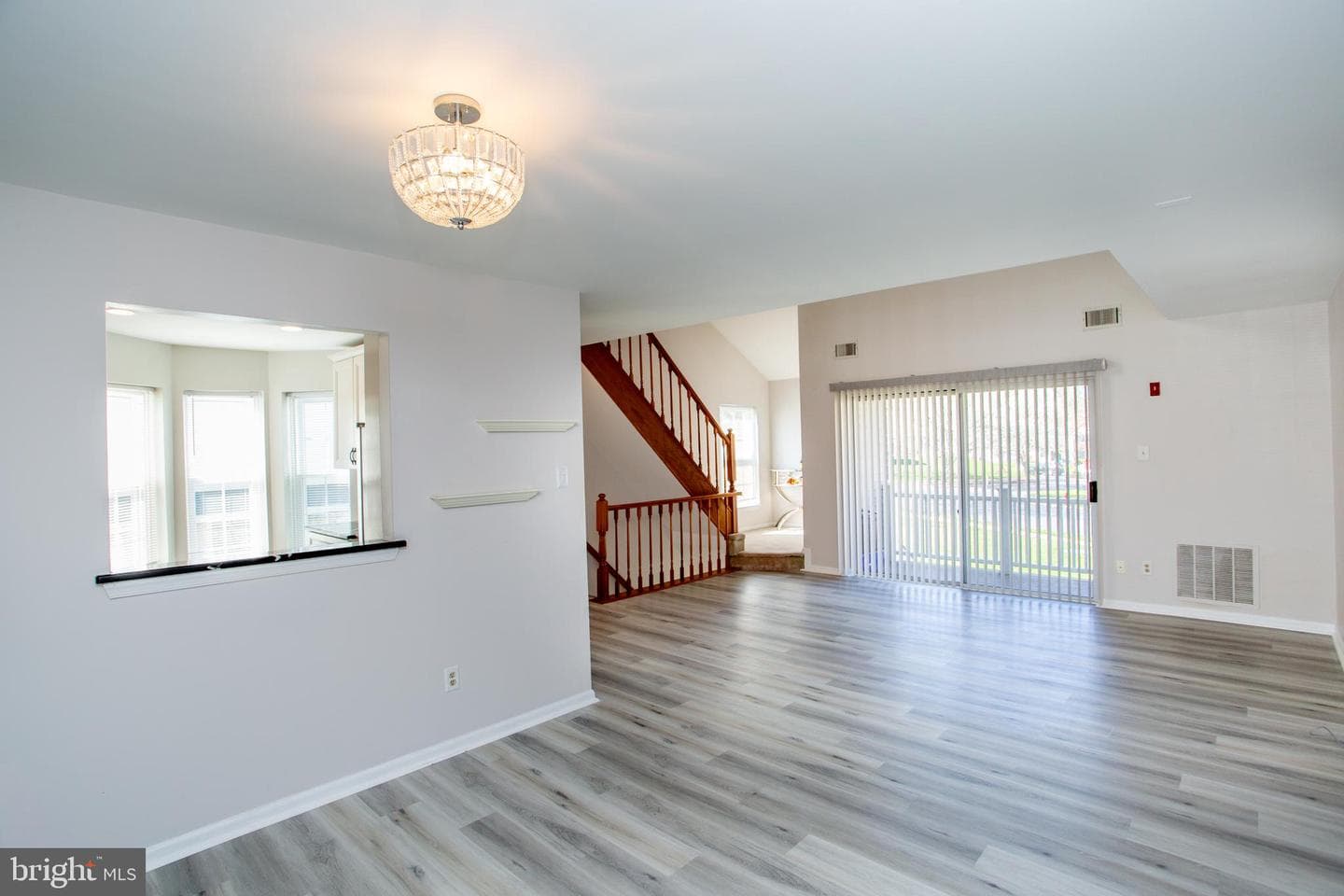 5017 Hopkins Court photo 9