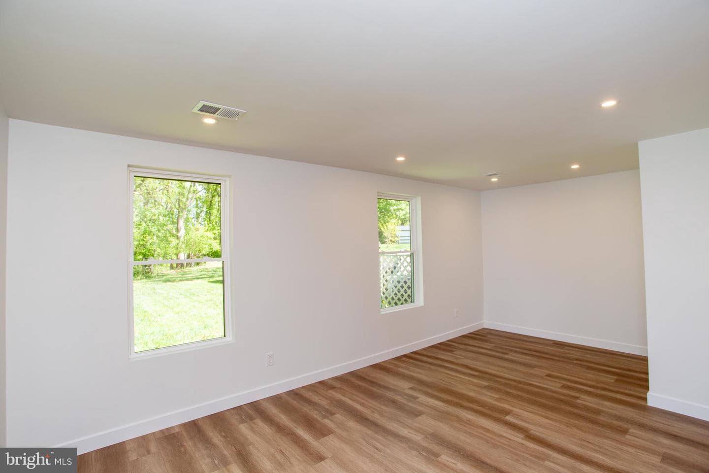 6536 Timothy Court photo 16