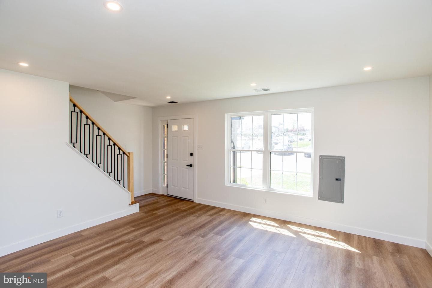 6536 Timothy Court photo 3