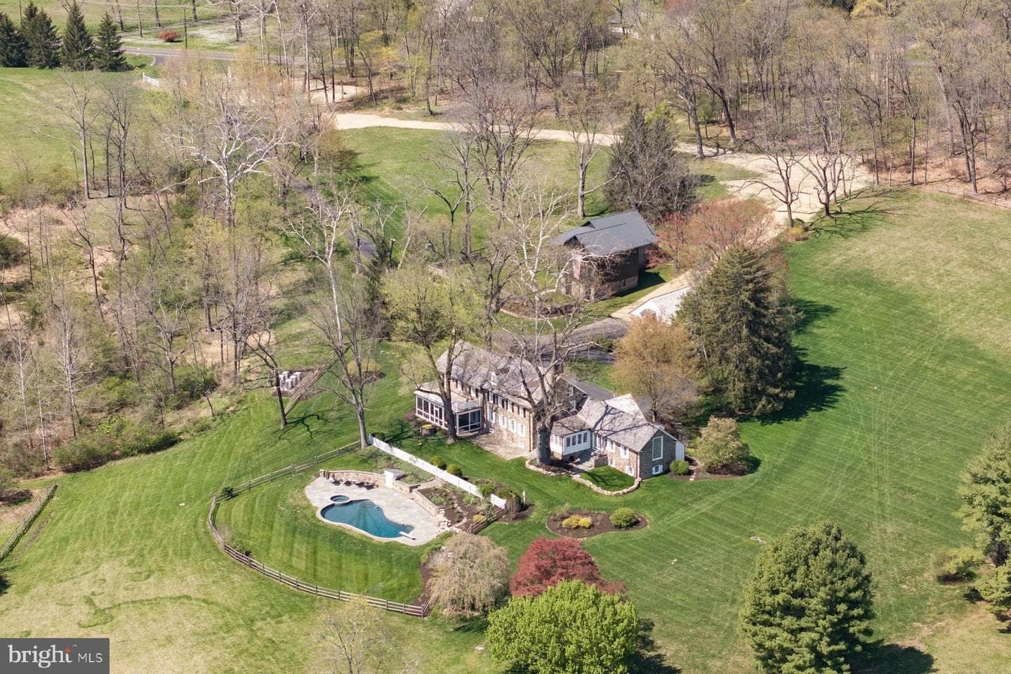 2950 Windy Bush Road photo 46