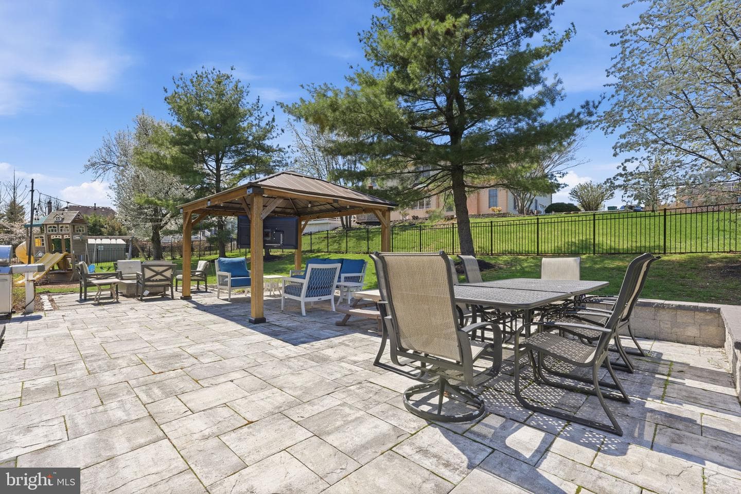 1413 Ridgewood Lane photo 4