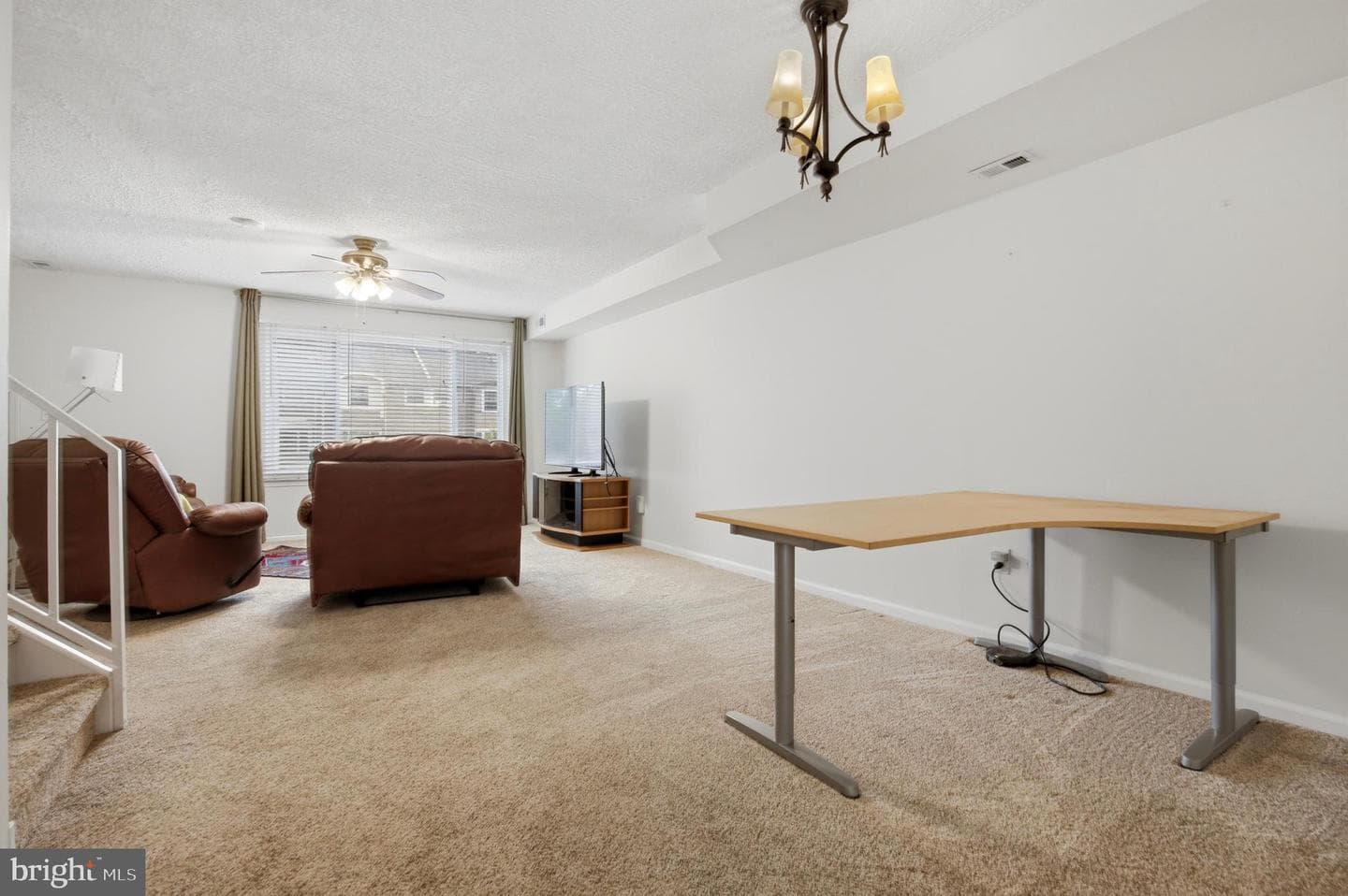 1023 Burnley Court photo 5