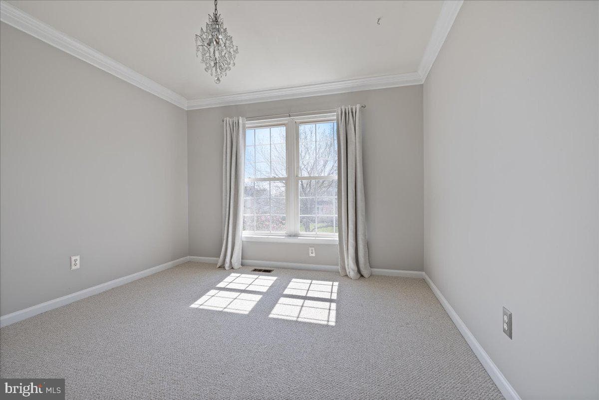 5401 Windtree Drive photo 27