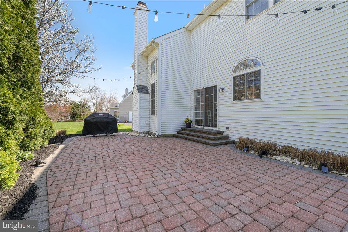 5401 Windtree Drive photo 32